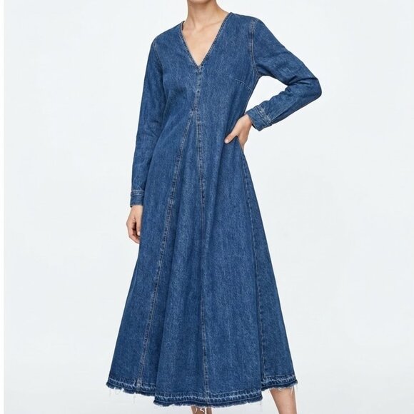 Zara Dresses & Skirts - Zara Denim V-Neck Raw Hem Long Sleeve Midi DressSize XS